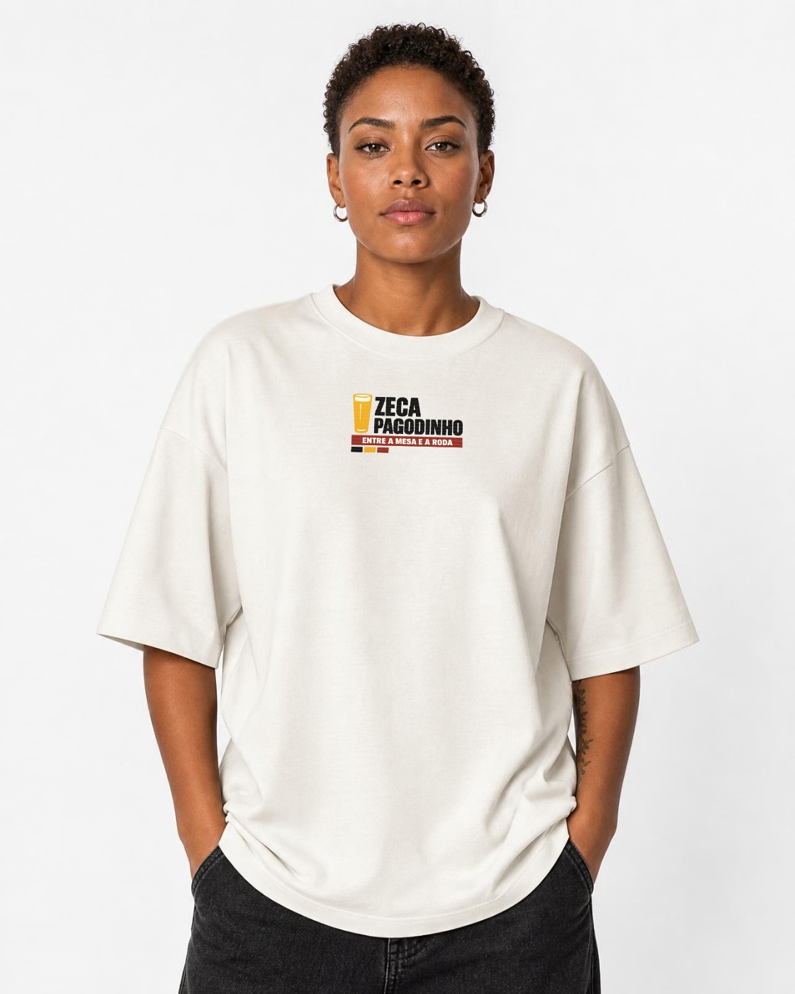 Camiseta Mesa Editorial — feminina de frente